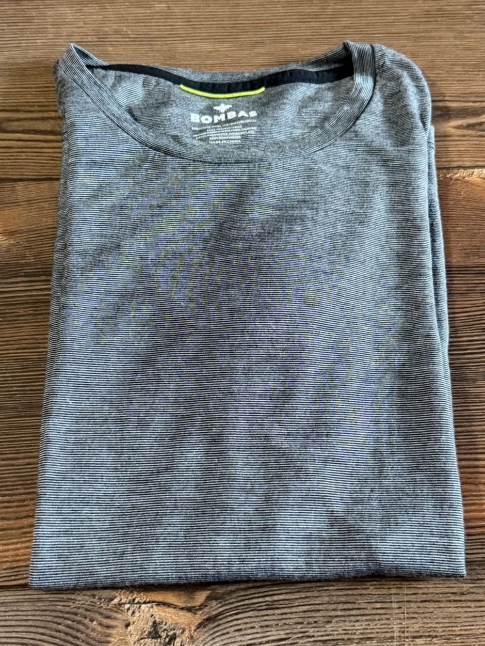 Bomba’s Merino Wool Blend T-Shirt - Picture 4 of 4
